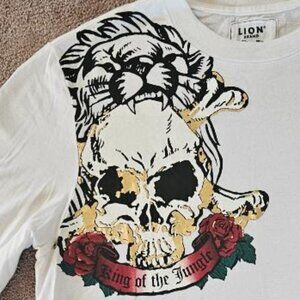 Skull in Lions Mouth "King of the Jungle", NWT, Size L
